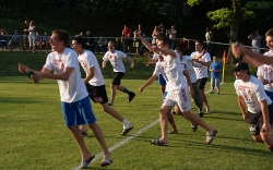 Beschreibung: Es ist vollbracht II: Mit dem Schlusspfiff kehrte der SV Leobendorf nach einem einjährigen Gastspiel in die 1. Landesliga zurück